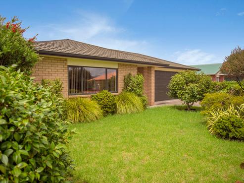 38 Cholmondeley Crescent, Whitianga