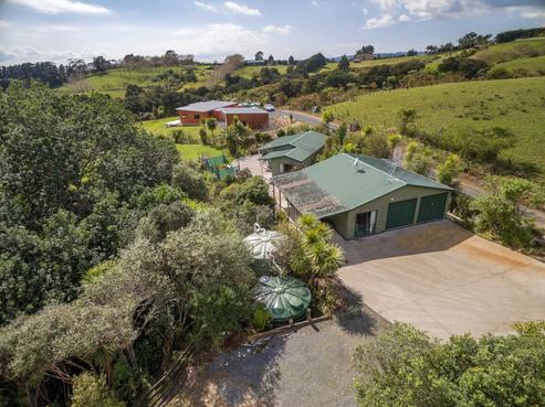 440 Whitford Road, Whitford