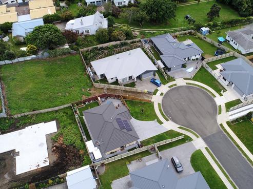 21 Brougham Place, Springvale