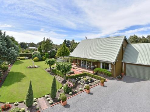 19 Sarsfield Street, Southbridge