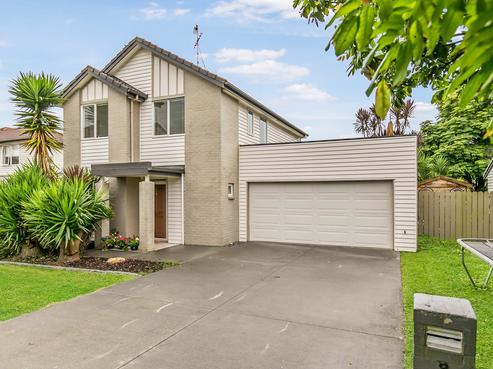 8 Ritchie Crescent, Takanini