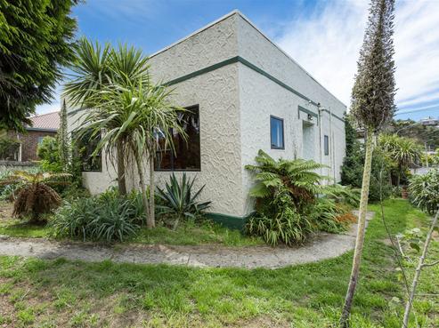 4 Leckhampton Court, Clyde Hill