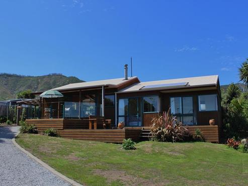 15 Nyhane Drive, Tata Beach