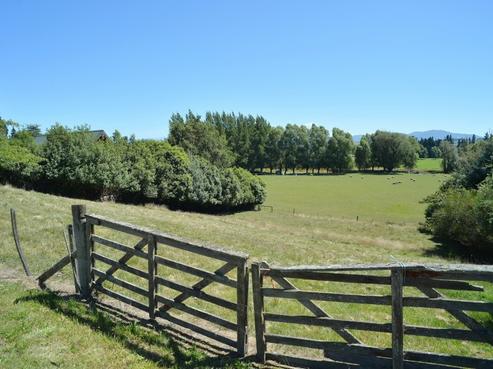 1694 Cust Road, Cust