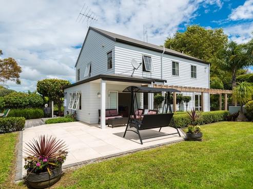 107 Potts Road, Whitford