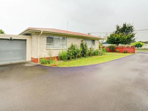 69A Saxbys Road, Deanwell