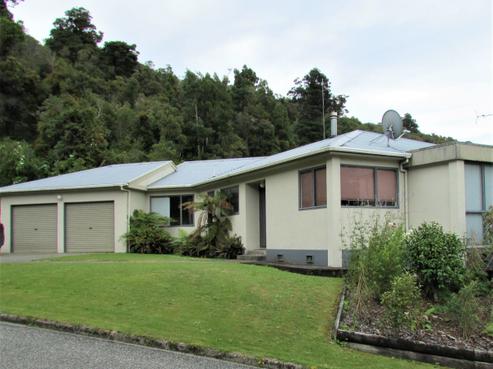 52 Power Road, Karoro
