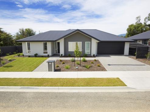 8 Campari Drive, Richmond