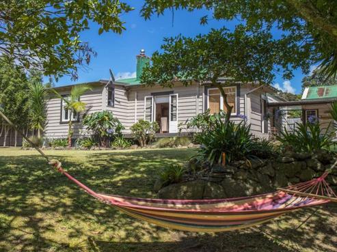67 Riverside Drive, Riverside