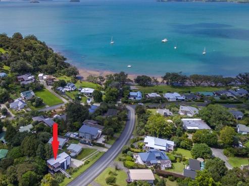 10 Whitmore Road, Tawharanui Peninsula
