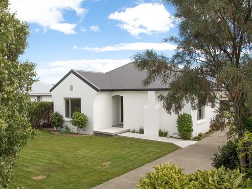 16 Anne Street, Gladstone