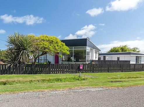 2 Kennedy Street, Foxton Beach