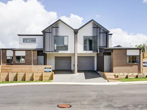 10 Springside Court, Huntington