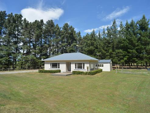 586 Downs Road, West Eyreton