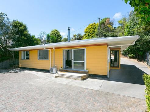 76E South Road, Blagdon