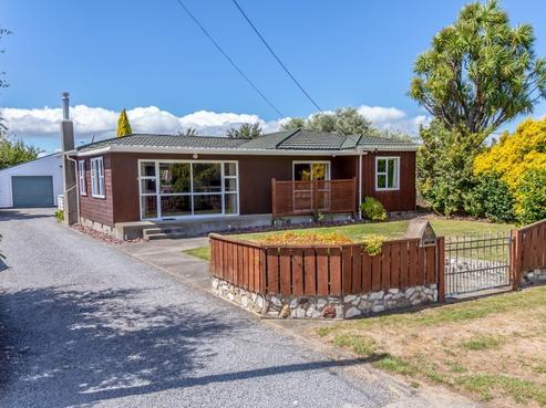 25 Cologne Street, Martinborough