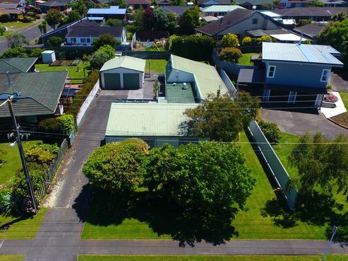 124 Peakes Road, Springvale