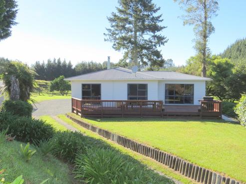 3265 State Highway 30, Rotoma