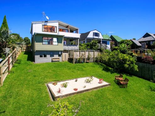 1A Mizpah Road, Waiake