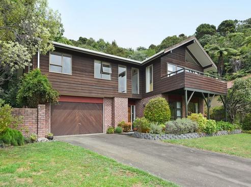 19 Pioneer Grove, Silverstream