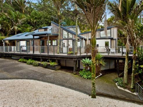 100 Motutara Road, Muriwai