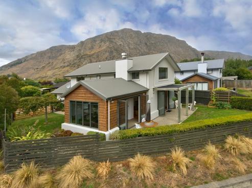 2A Amber Close, Arthurs Point
