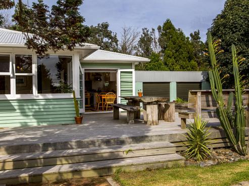 28A Old South Road, Okato