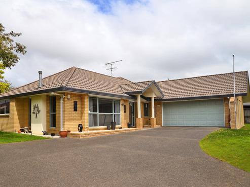 8 Aristoy Close, Conifer Grove