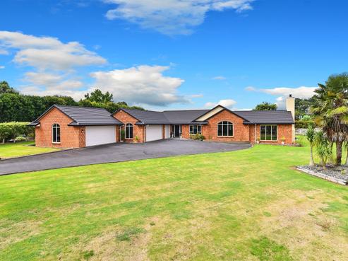 252 Logan Road, Buckland