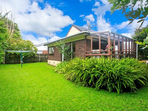 2/4 Jutland Road, Hauraki