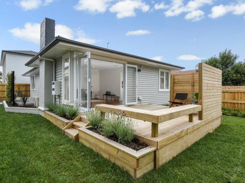 31 Taikata Road, Te Atatu Peninsula