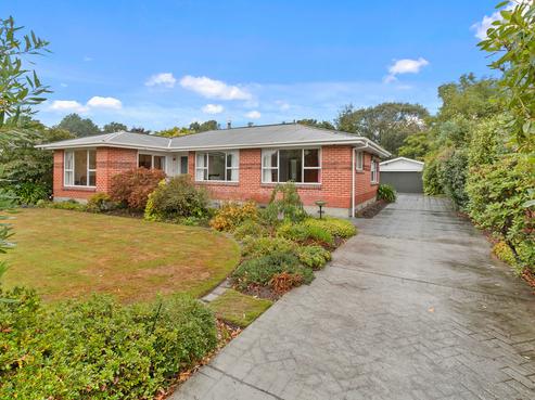 493 Avonhead Road, Avonhead