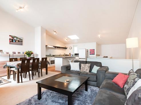 2/7 Feltex Lane, Te Aro