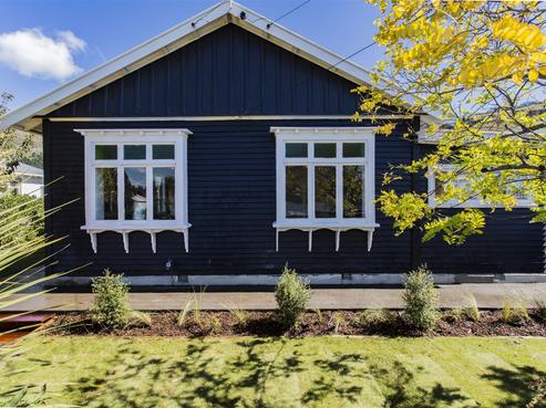 16 Colenso Street, Sumner