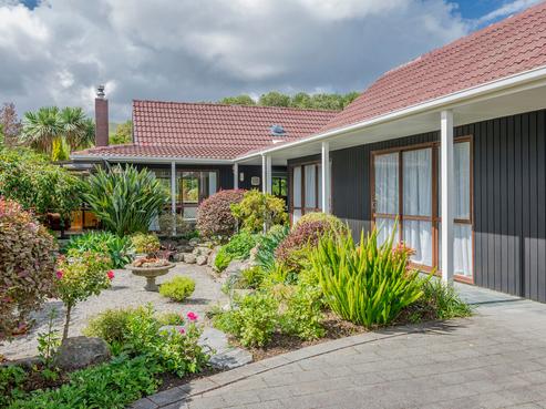 9 Edgewater Street, Waikanae