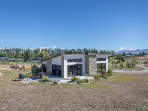 10 Sam John Place, Lake Hawea
