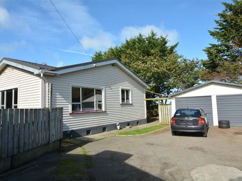 52 Kauae Street, Manaia