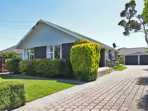 2A Nyoli Street, Northcote