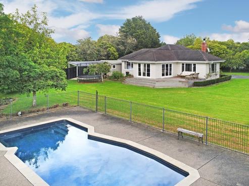 256 Monument Road, Clevedon
