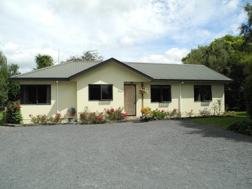 1796 Mcclure Street, Pirongia