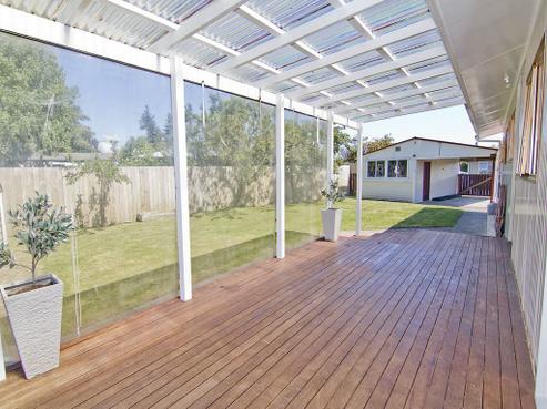 12 Invergarry Road, Hilltop
