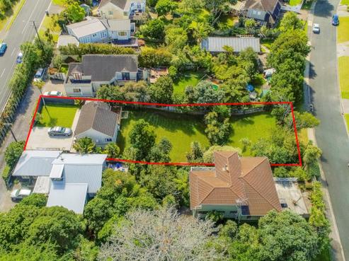 43 Lyons Avenue, Murrays Bay