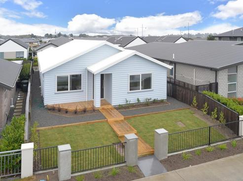 74 Pegasus Boulevard, Pegasus