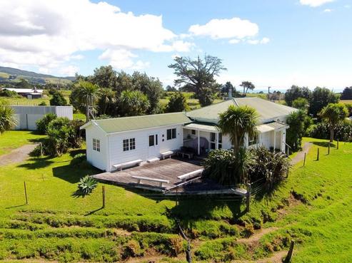 251 Plymouth Road, Omata