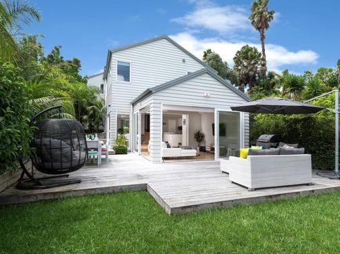 28A Marine Parade, Mellons Bay