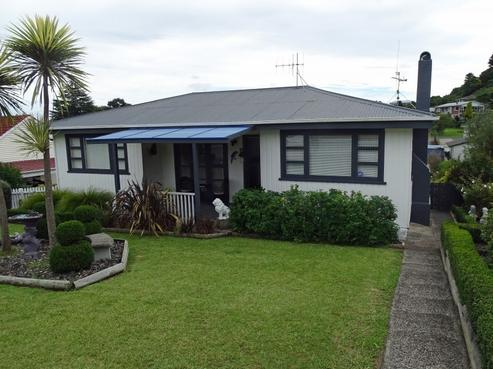 38 Thames Road, Paeroa