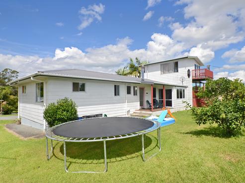 60A Mackesy Road, Parahaki