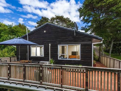 22A Ludlow Terrace, Totara Vale