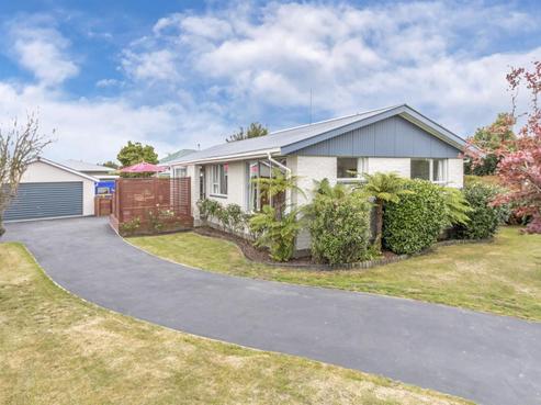 3 Bulman Place, Casebrook