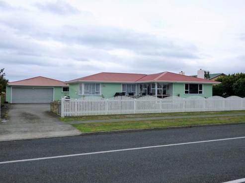 140 Tasman Street, Opunake